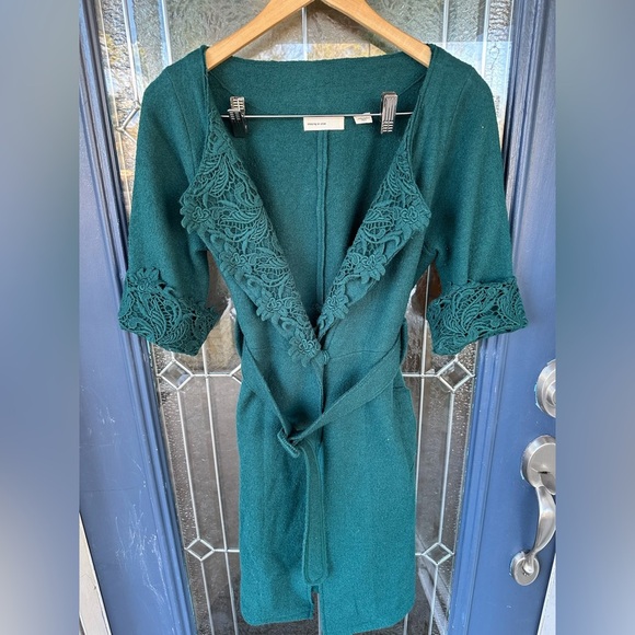 Anthropologie Jackets & Blazers - Small 100% wool forest green crochet 1/2 sleeve coat Eyelit belted long trench
